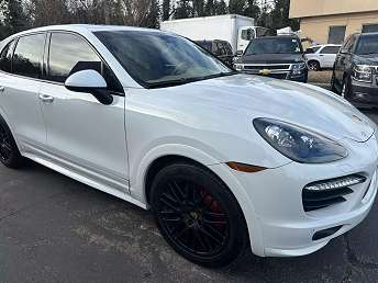 2013 Porsche Cayenne GTS 