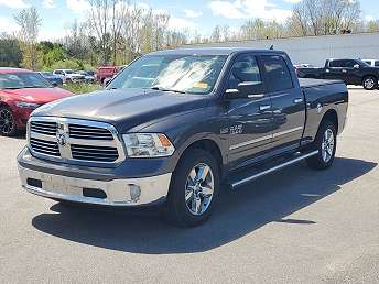 2017 Ram 1500 SLT 