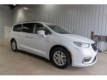 2022 Chrysler Pacifica Touring-L 