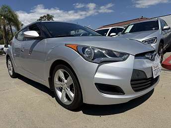 2012 Silver Hyundai Veloster Hatchback