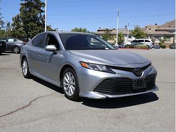 2020 Toyota Camry LE 
