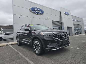 2025 Ford Explorer Platinum 