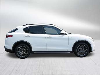 2023 Alfa Romeo Stelvio Ti 