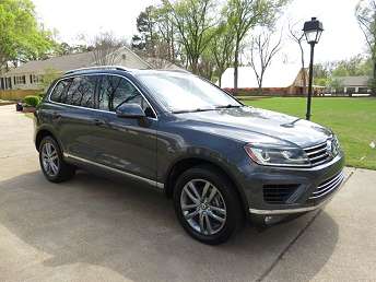 2016 Volkswagen Touareg Sport 