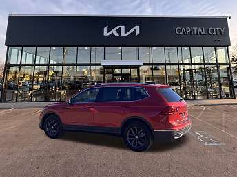 2023 Volkswagen Tiguan SE 
