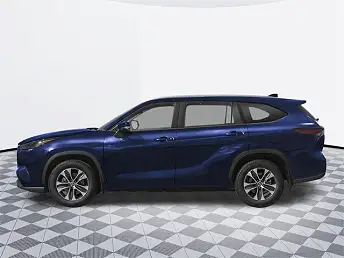 New 2025 Toyota Highlander XLE