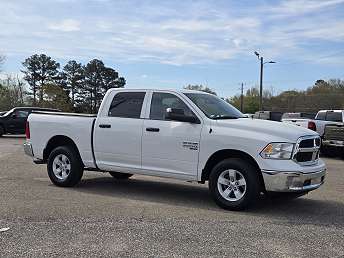 2023 Ram 1500 SLT 