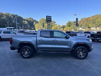 2023 GMC Canyon AT4 