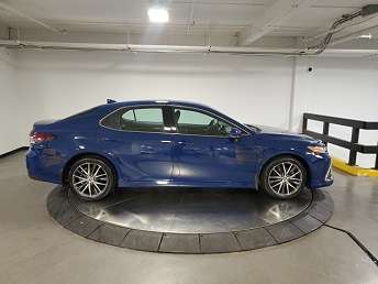 2024 Toyota Camry XLE 