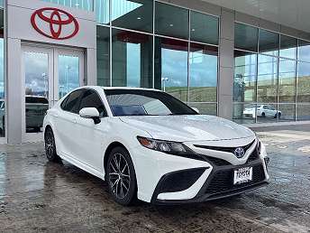 White 2022 Toyota Camry Sedan