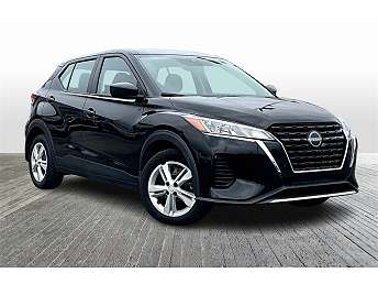 2023 Nissan Kicks S 
