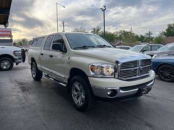 White Dodge Ram 1500 Pickup 2008
