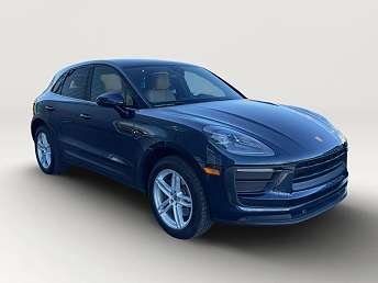 2022 Porsche Macan  