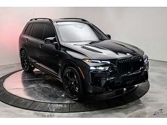 2026 BMW X7 M60i 