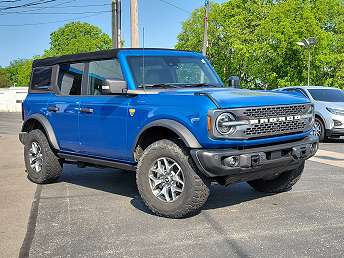 2022 Ford Bronco Badlands 