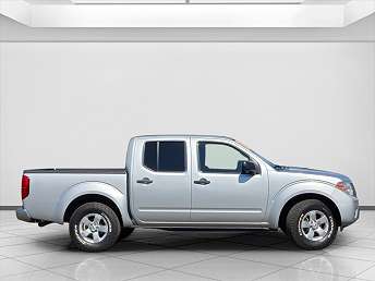 Silver Nissan Frontier Pickup 2013