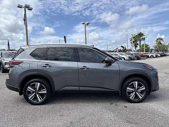 2024 Nissan Rogue SL 