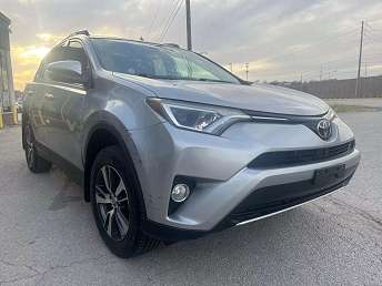 2017 Toyota RAV4 XLE 