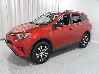 2017 Toyota RAV4 LE 