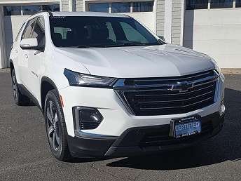 2023 Chevrolet Traverse LT 