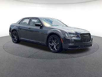 2023 Chrysler 300 Touring 