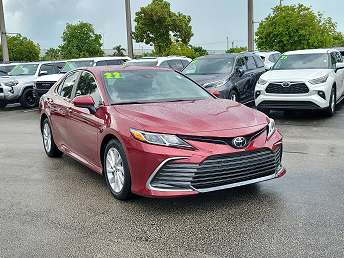 2022 Toyota Camry LE 