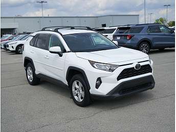2021 Toyota RAV4 XLE 