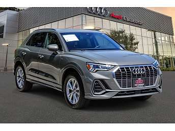 2023 Audi Q3 Premium 