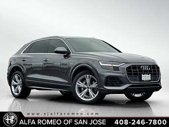 2022 Audi Q8 Premium 