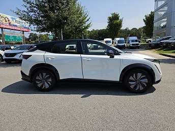 2023 Nissan Ariya Platinum+ 