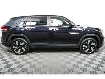 2025 Volkswagen Atlas SE 