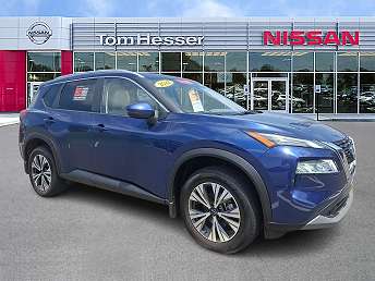 2022 Nissan Rogue SV 