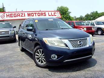 2015 Nissan Pathfinder S 
