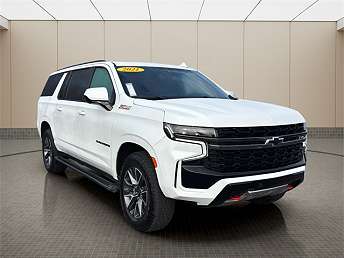 White Chevrolet Suburban SUV 2021
