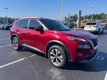 2022 Nissan Rogue SV 