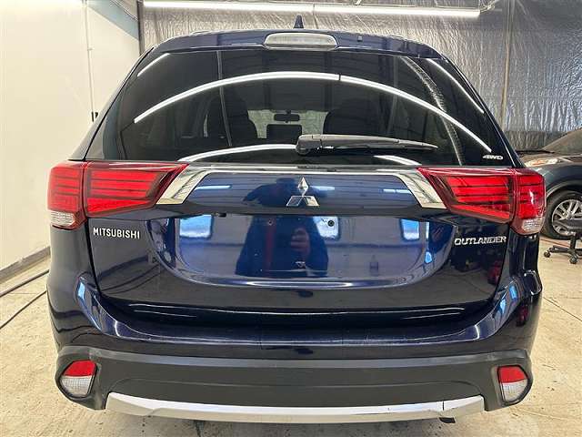 Used 2018 Mitsubishi Outlander ES for Sale Near Me - CARFAX