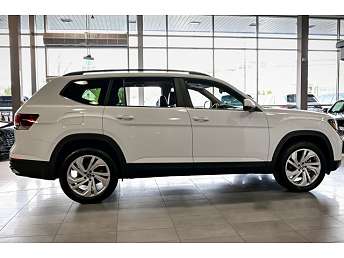 2022 Volkswagen Atlas SE 