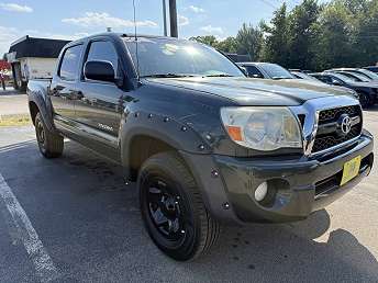 Green Toyota Tacoma Base 2011
