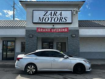 2022 Nissan Altima SV 