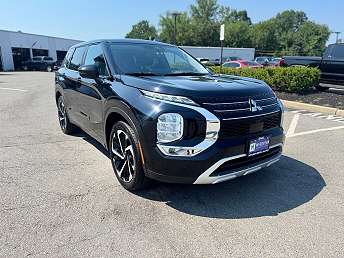 Used 2022 Mitsubishi Outlander SE for Sale Near Me - CARFAX