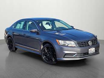 2017 Volkswagen Passat SE 