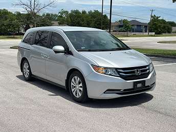 2014 Silver Minivan Honda Odyssey