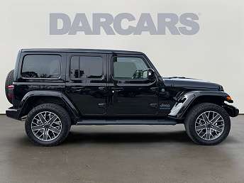2024 Jeep Wrangler Sahara 4xe 