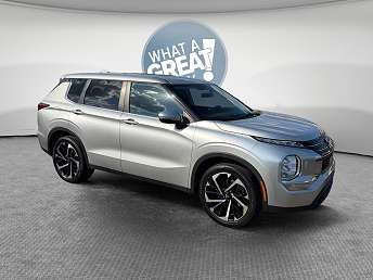 Used 2022 Mitsubishi Outlander ES for Sale Near Me - CARFAX