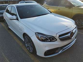 White Mercedes-Benz E-Class AMG E 63 2015