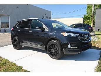 2020 Ford Edge Titanium 