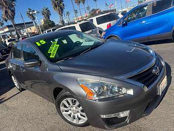 2015 Nissan Altima S 