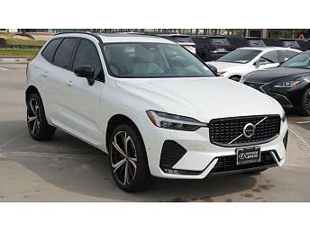 2025 Volvo XC60 B5 Ultra 