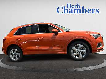 2022 Audi Q3 Premium 