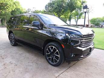 2022 Chevrolet Suburban RST 